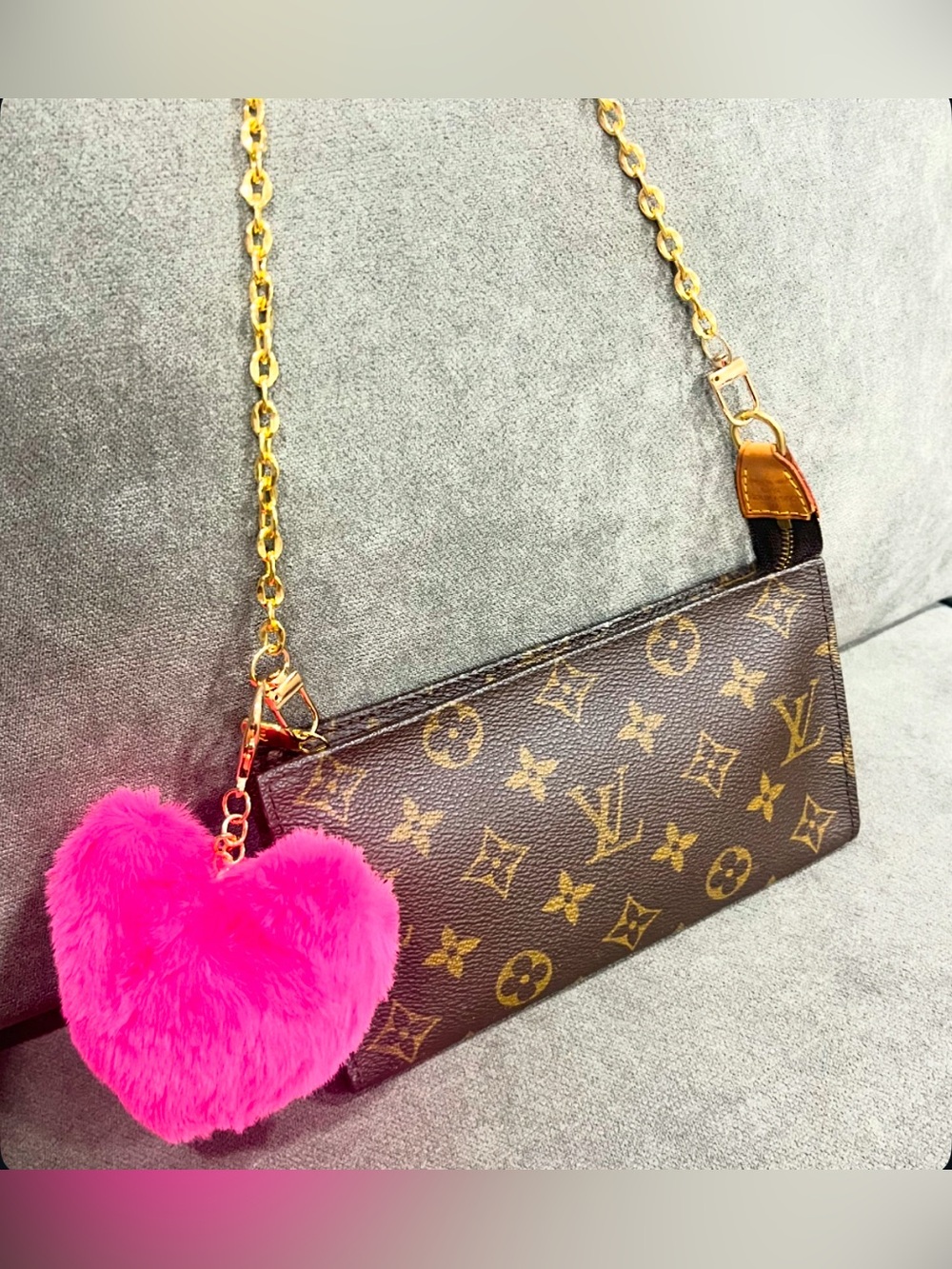 Authentic Louis Vuitton w certification
